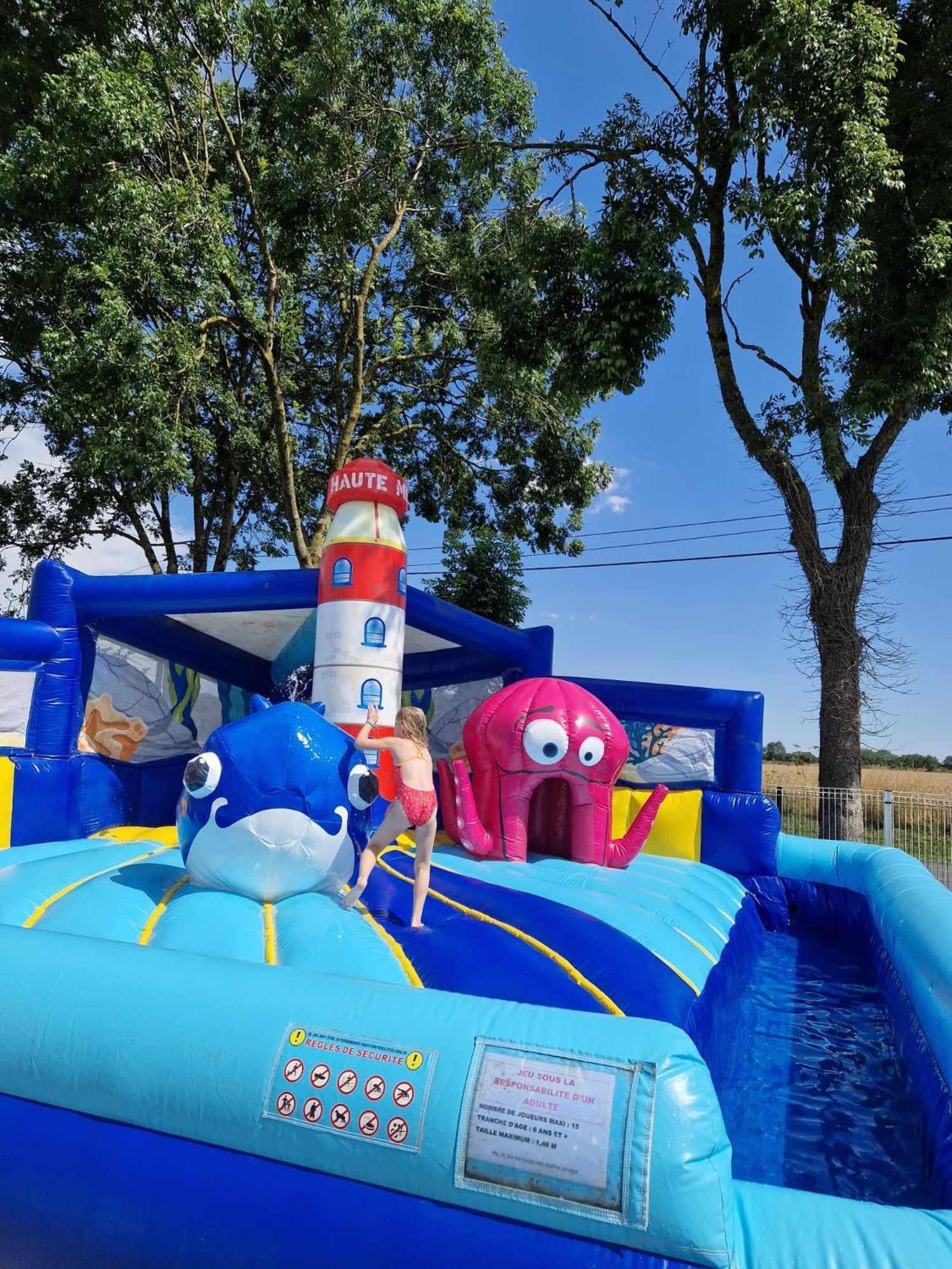 Camping Le Clos De Balleroy Екстер'єр фото