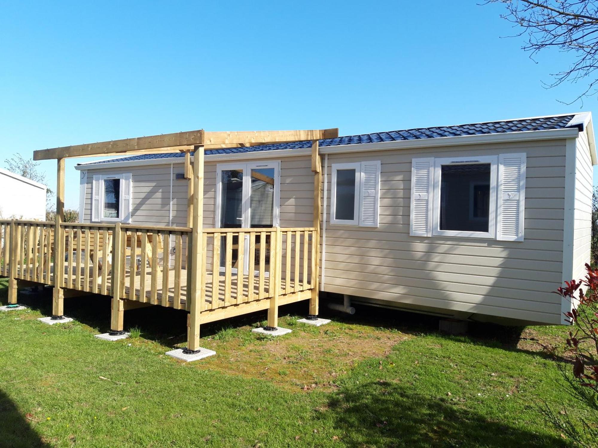 Camping Le Clos De Balleroy Екстер'єр фото