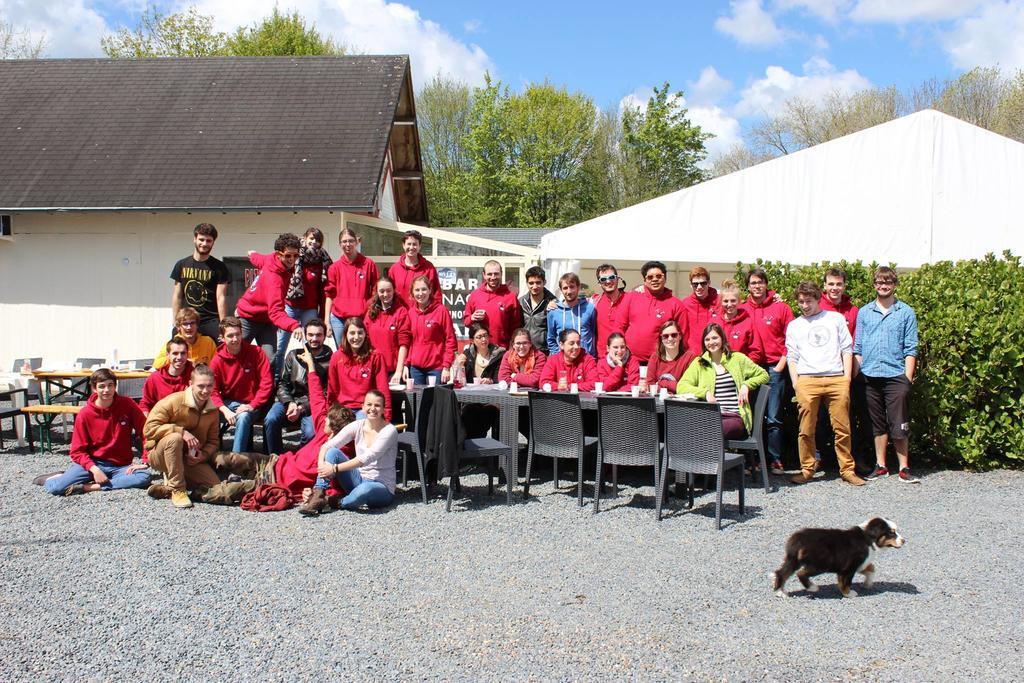 Camping Le Clos De Balleroy Екстер'єр фото